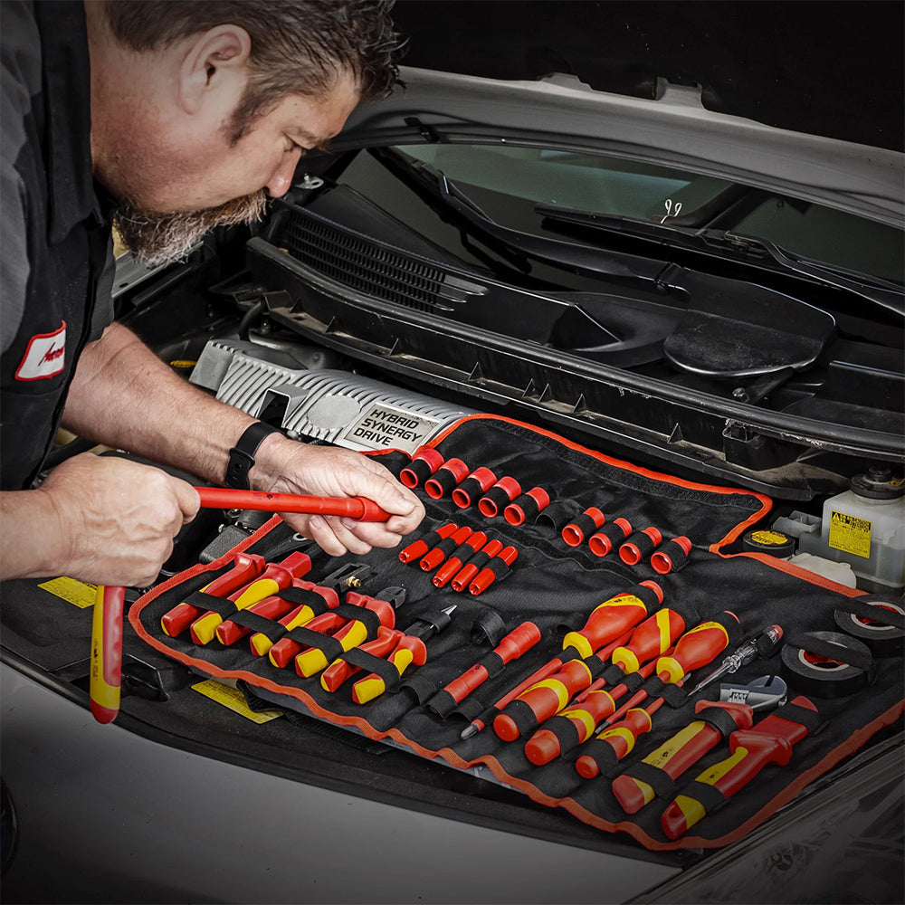 Powerbuilt 3/8in Dr 33pc VDE Tool Set W/Storage Roll