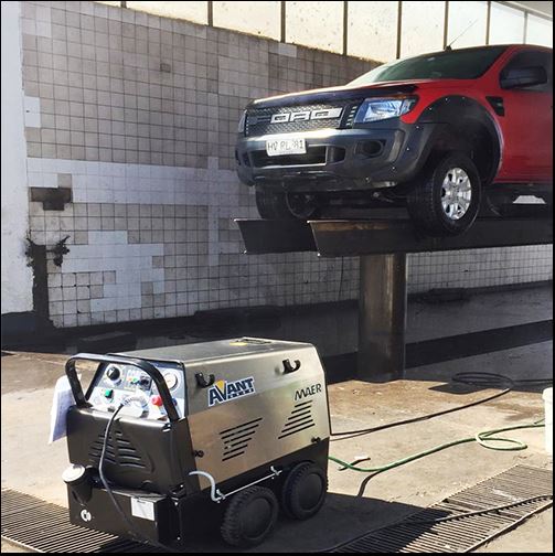 BE 3,000 PSI Hot Water 3-Phase Electric Pressure Washer - 21 L/min | HOT21/20 A