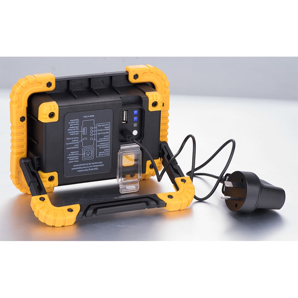 LED Rechargeable Work Light with Power Bank