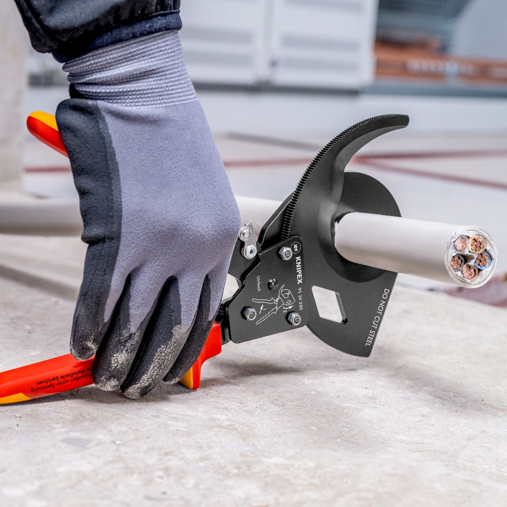 KNIPEX Cable Cutter With Ratchet Action, VDE