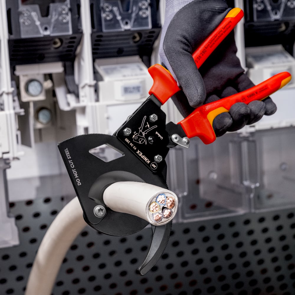 KNIPEX Cable Cutter With Ratchet Action, VDE