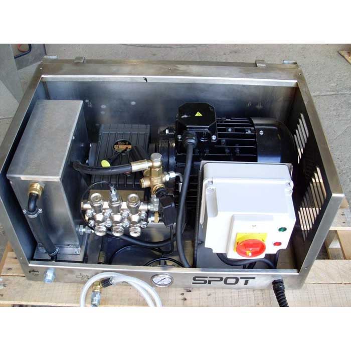 BE 2,900 PSI 3-Phase Electric Pressure Washer - 21 L/min, Interpump | SPOT 20/21